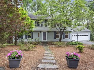 530 Sailwind Dr, Roswell, GA 30076