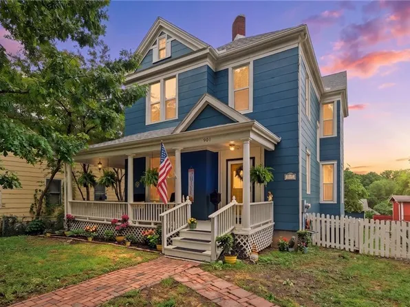 901 W White Oak St, Independence, MO 64050