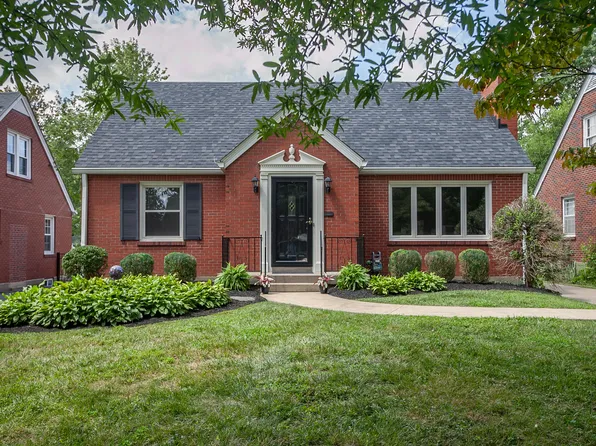 1225 Valley Dr, Audubon Park, KY 40213