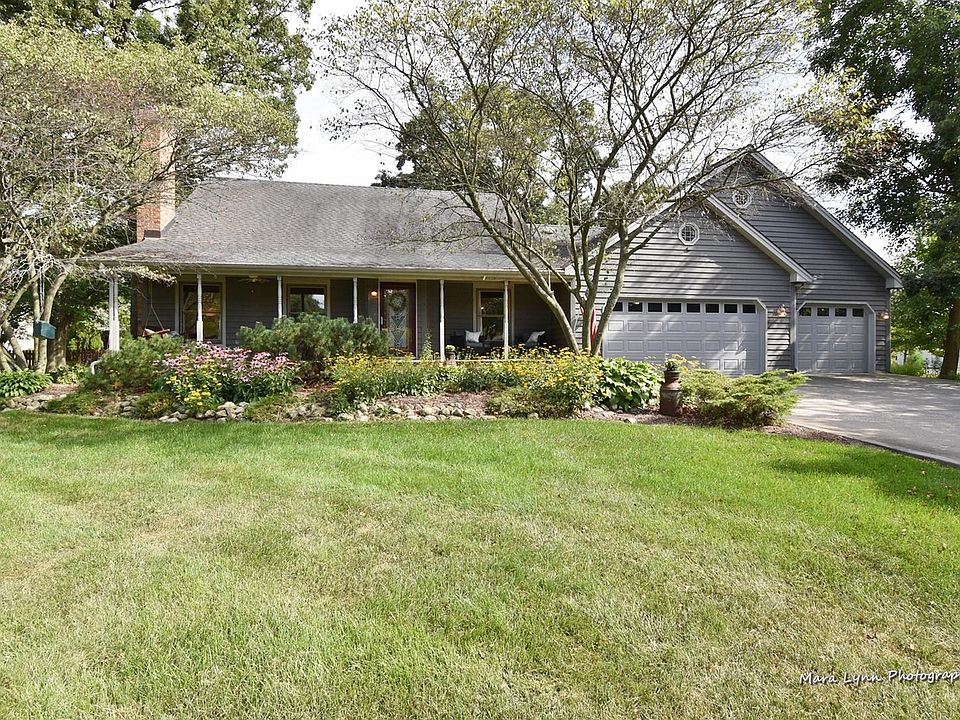 1st image of 8S885 Oaken Dr