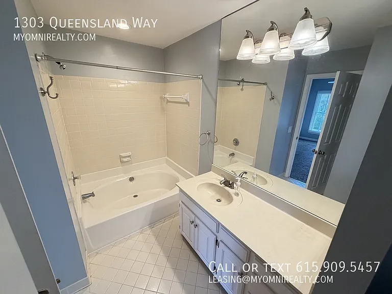 1303 Queensland Way — Photo 6