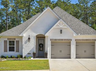 85009 Diamondhead Lakes Blvd, Diamondhead, MS 39525