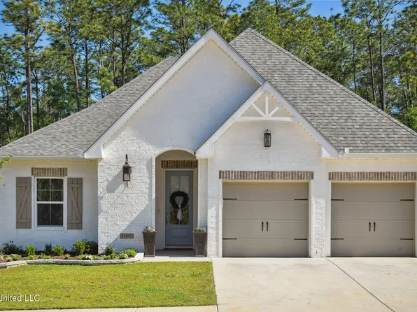 85009 Diamondhead Lakes Blvd, Diamondhead, MS 39525