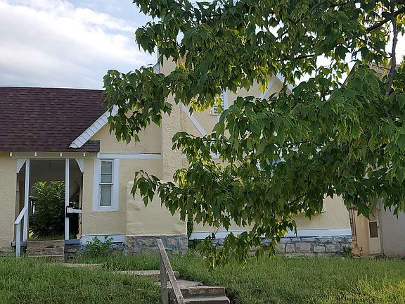 2nd image of 6614 Paseo Blvd