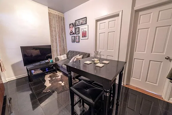 Rented by Triplemint | media 30