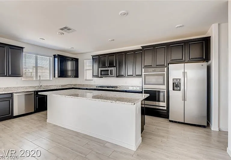 719 Foreign Reef Way — Photo 2