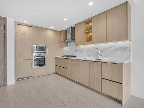4th image of 4880 Lougheed Hwy #2401