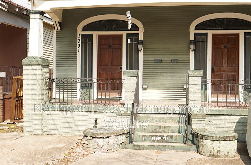 1st image of 1331 Gallier St