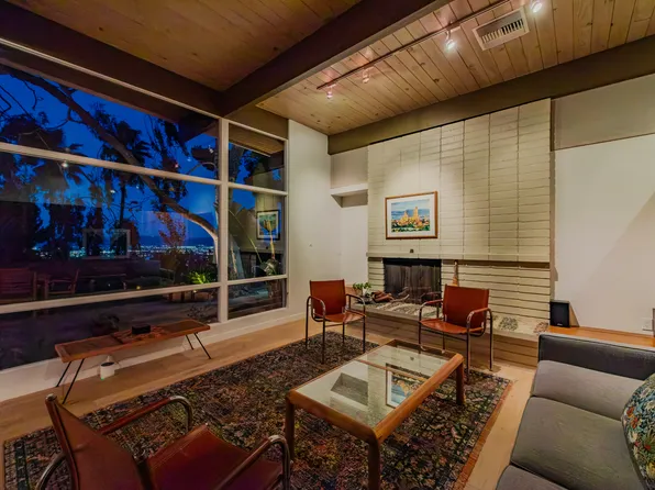 16703 Alginet Pl, Encino, CA 91436