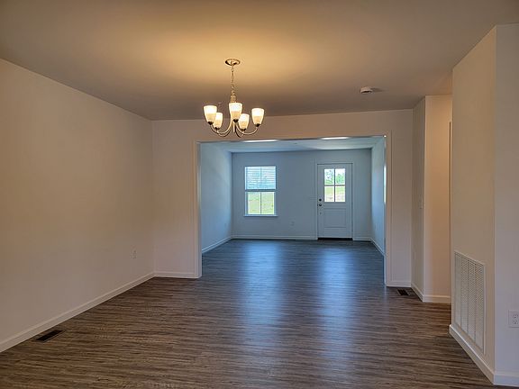 5th image of 2129 S Autumn Chase Dr