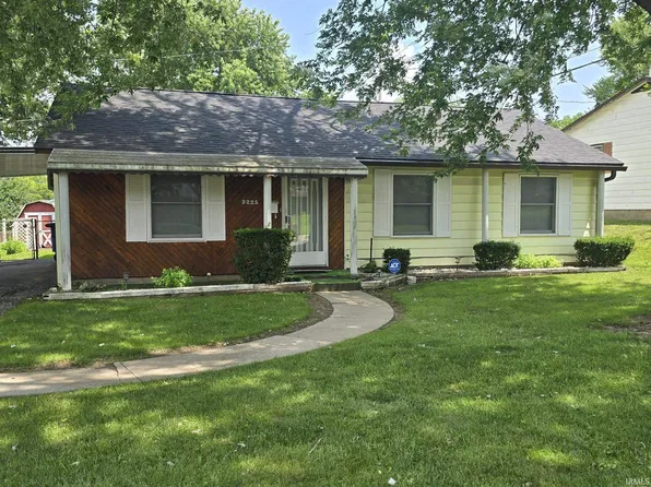 3225 S Curfman Rd, Marion, IN 46953