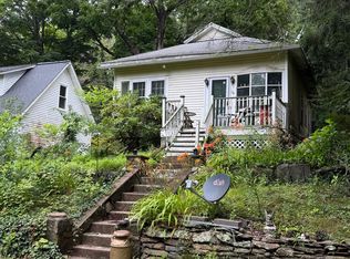 16 Pleasant Valley Road, Clinton, CT 06413