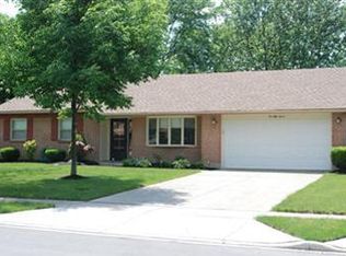 257 Scott Dr, Englewood, OH