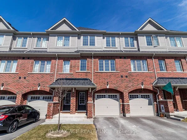2560 Barbarolli Path #109, Oshawa, ON L1L 0P9
