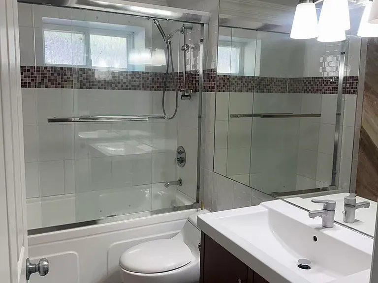 16433 93b Ave #BASEMENT — Photo 11