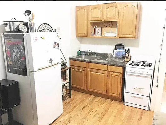 Rented by Empire Valley | media 11