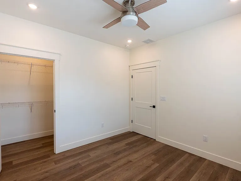 1907 Saint Mathews Ct #A — Photo 14