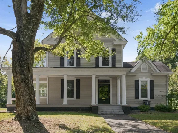 512 Raleigh St, Oxford, NC 27565