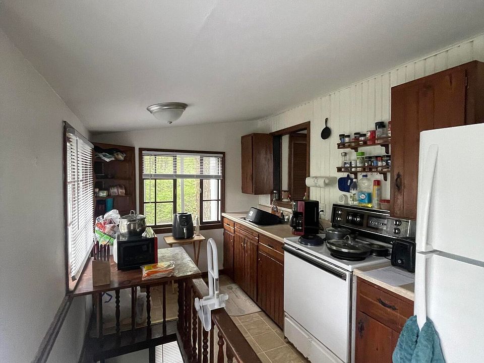 3018 Oakland St, Ames, IA 50014 Zillow