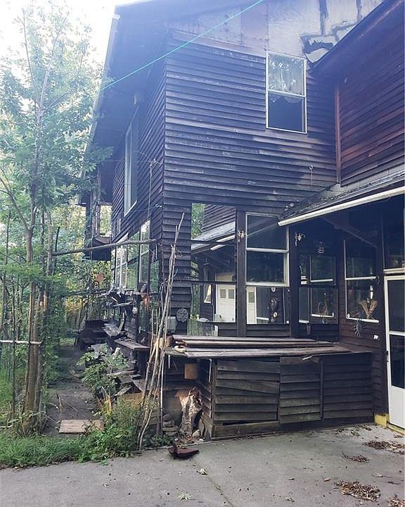 2nd image of 1663 Sterling Station Rd