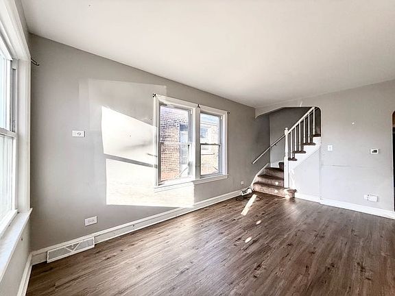 2nd image of 10921 S Avenue H