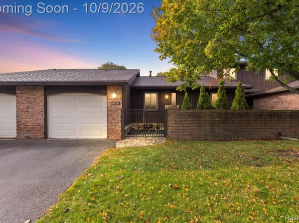 26533 Summerdale Dr, Southfield, MI 48033