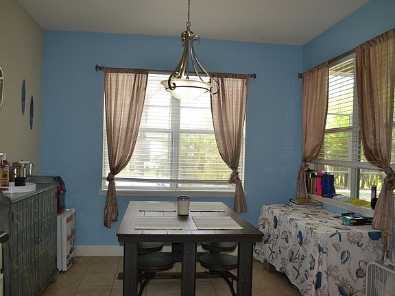 4th image of 120 Grande Berwick Ct