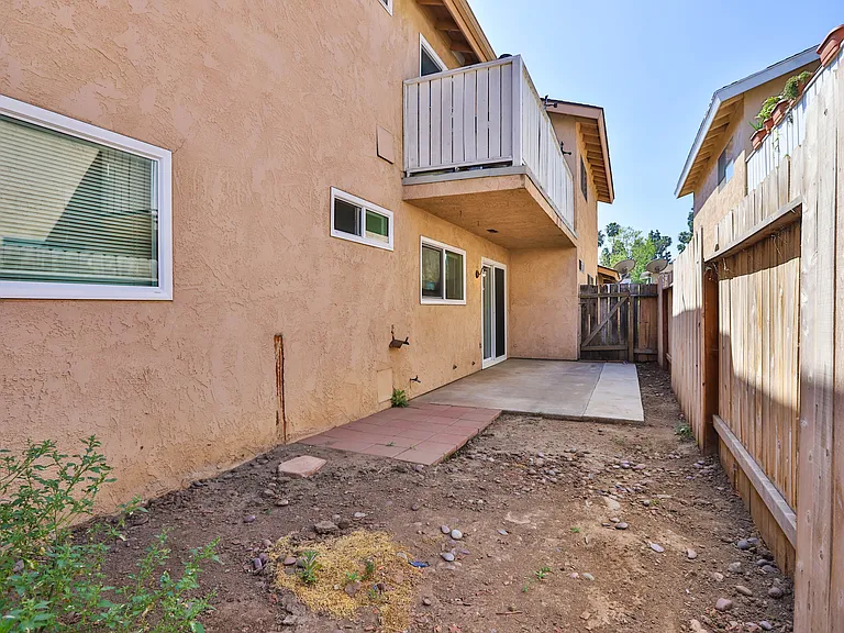 327 W Kelly Ave #B — Photo 28
