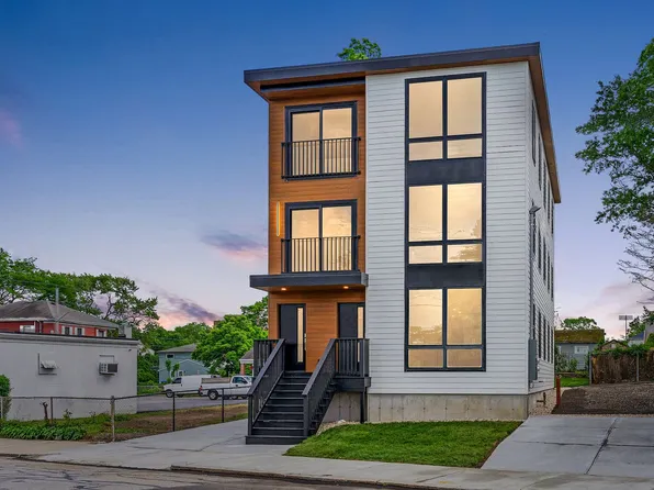 630 Admiral St, 630 Admiral St #2, Providence, RI 02908