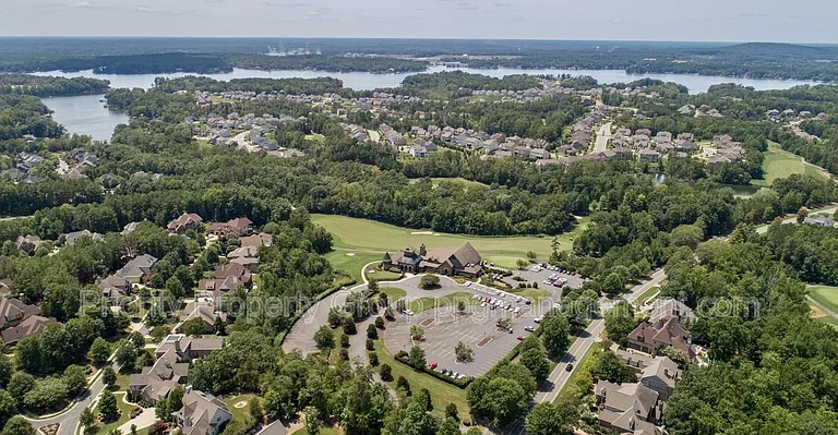 16436 Palisades Commons Dr — Photo 45