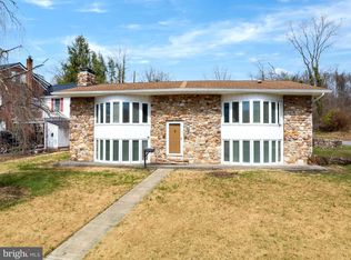 17 Sunset Rd, Lewistown, PA 17044