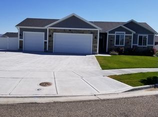 430 Adobe Ct, Idaho Falls, ID 83404