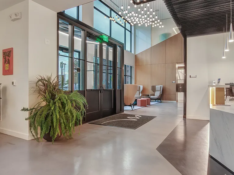 With its striking modern architecture and inspired color palette, Modera New Rochelle is at once brilliantly chic and beautifully engaging. Select from an array of studio, one- and two-bedroom layouts, with select den and live/workspaces available. Schedu