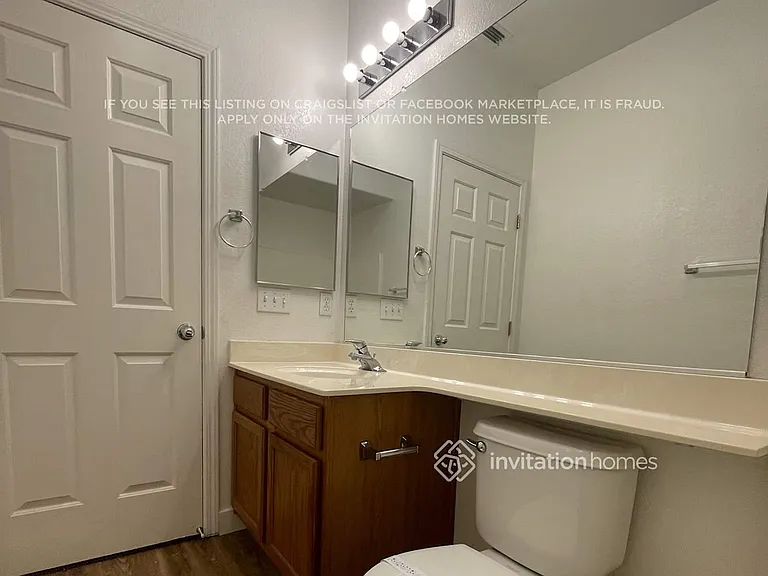 9255 Boulder Falls Ct — Photo 19