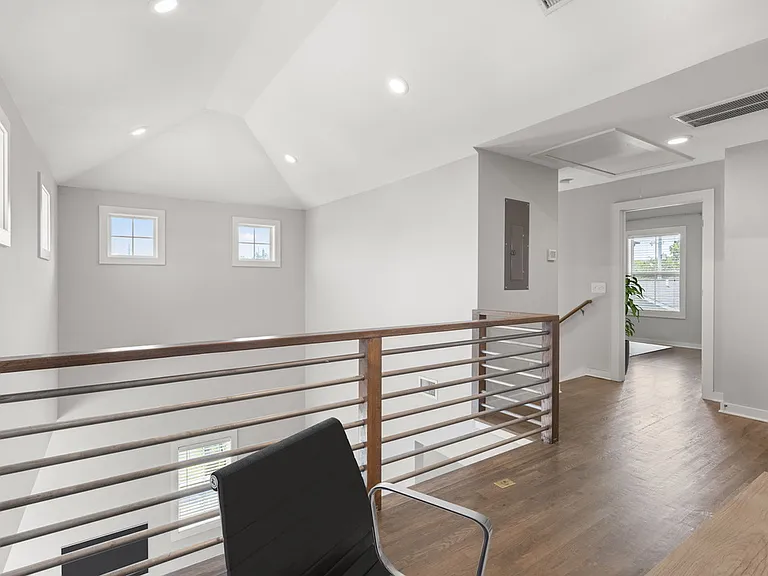 loft area is great space for office