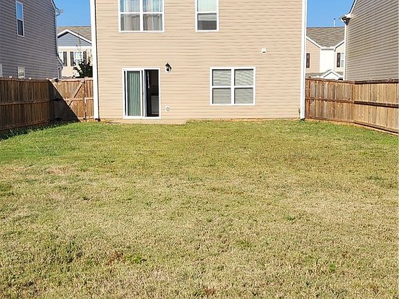 2nd image of 765 Ashwood Way