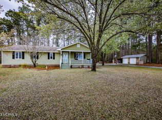 7110 Neuse Rd, Grantsboro, NC 28529