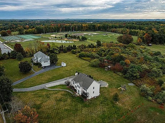 2nd image of 119 Range Rd