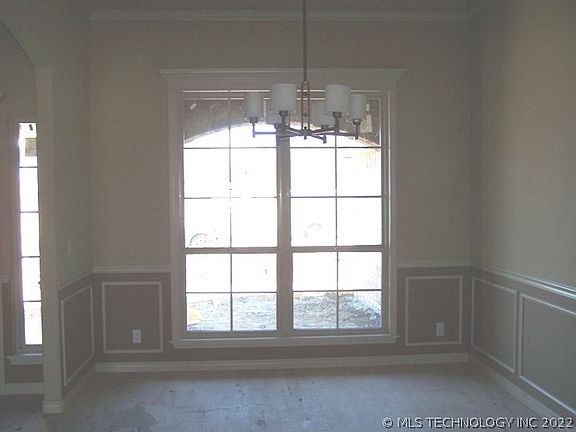 3rd image of 7726 N 144th East Ave
