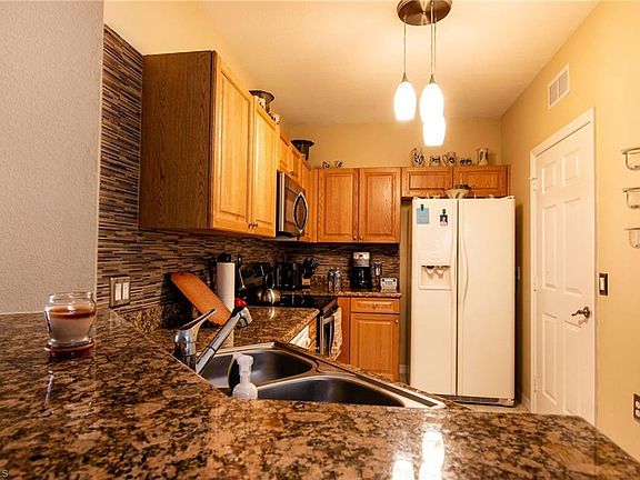 4th image of 1842 Concordia Lake Cir Unit 1108