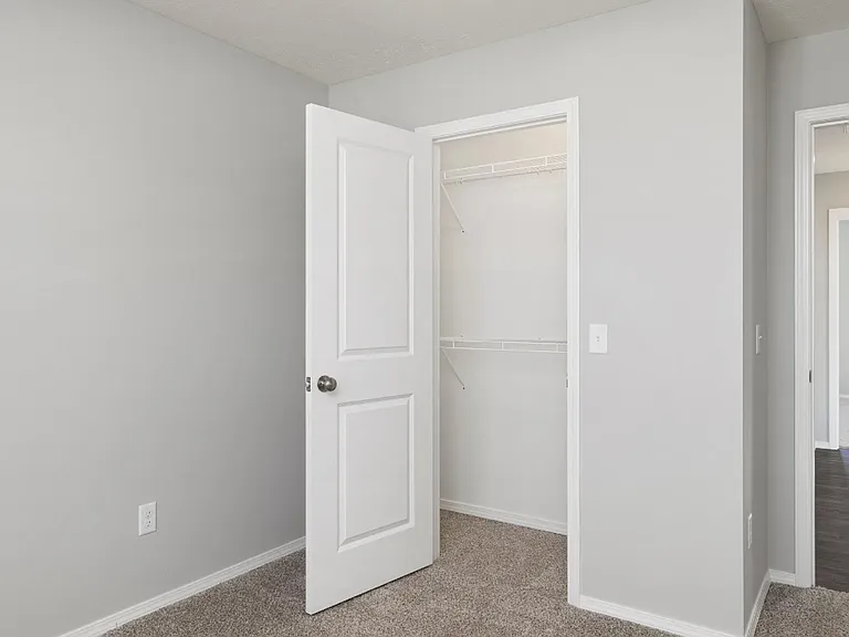 1105 Abbey St — Photo 12