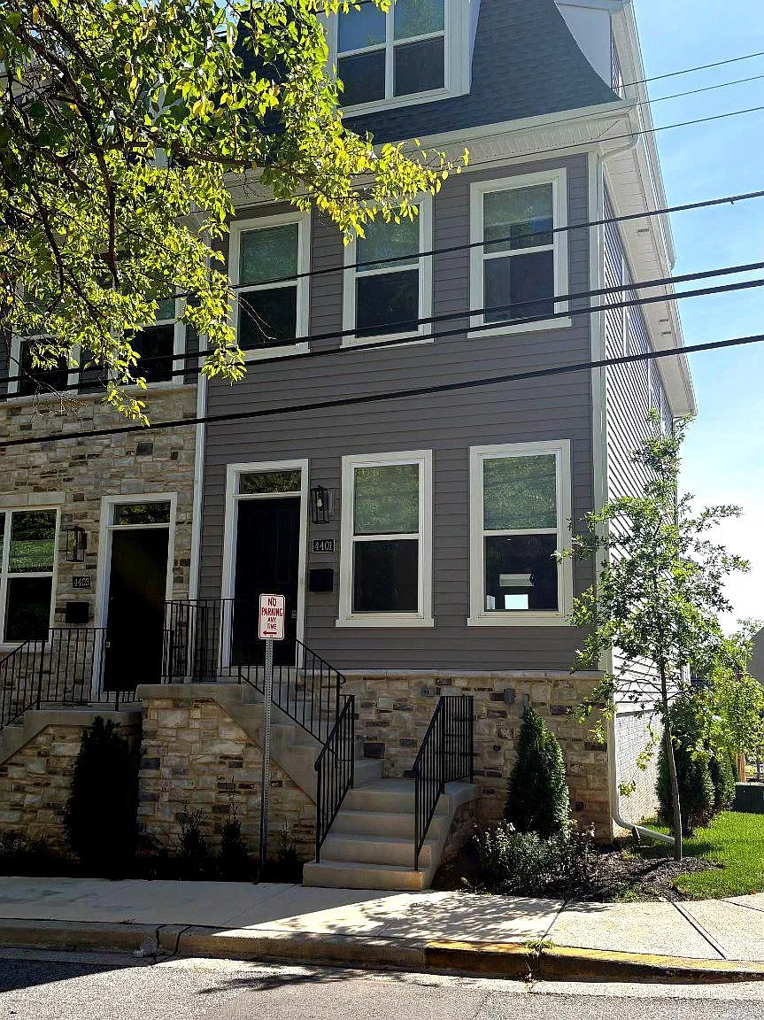 3 bed, 3.5 bath, 2048 sqft, $3,700 — Photo 1