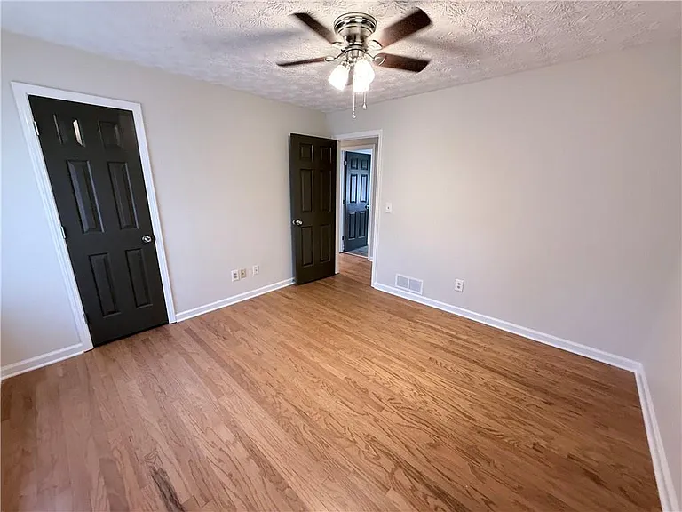 40 Salem Rdg — Photo 28