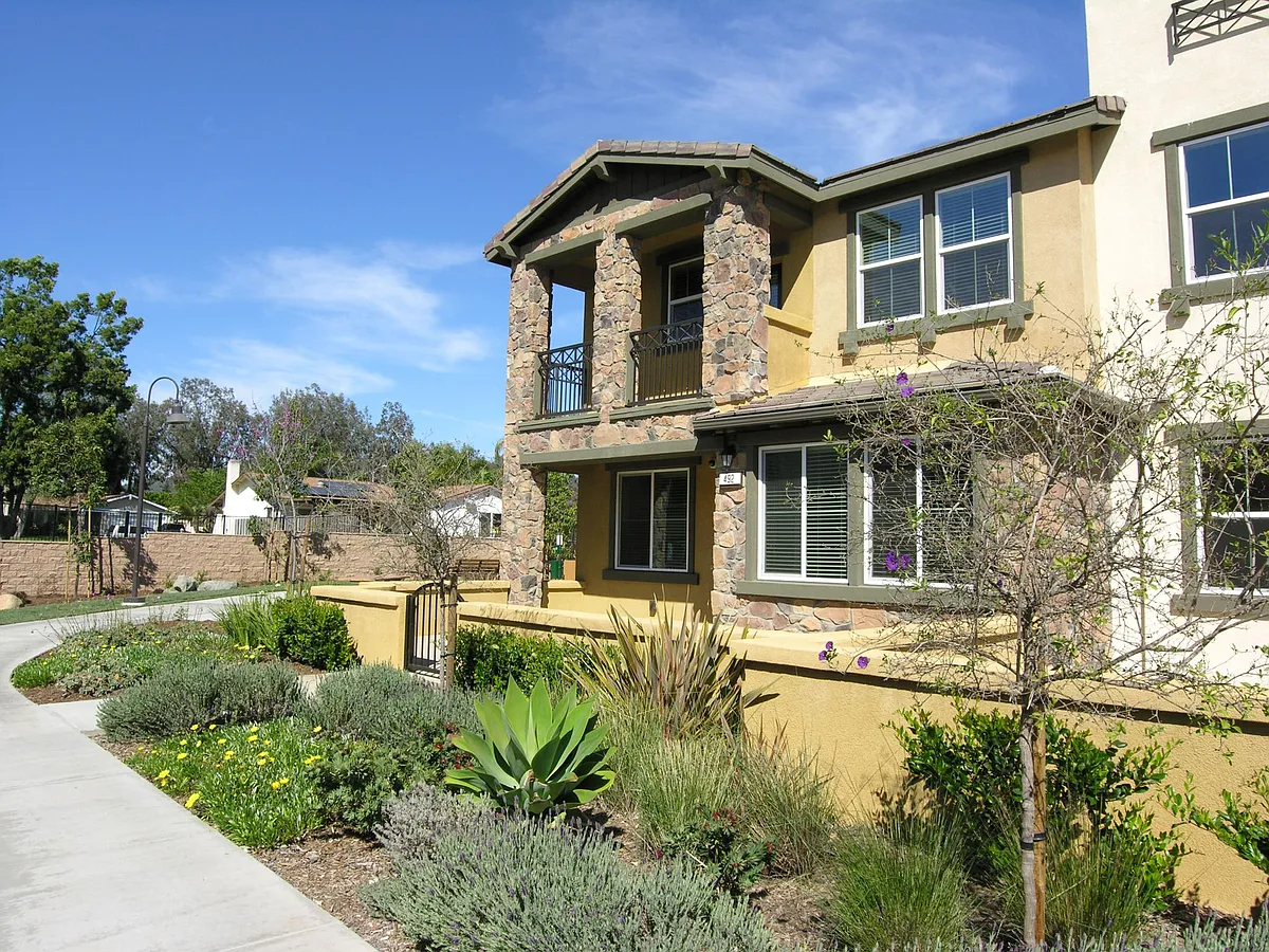 Building Photo - 492 Prosperity Dr