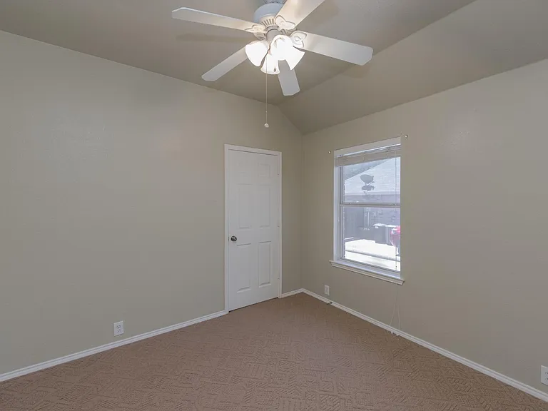 1296 Calistoga Dr — Photo 24