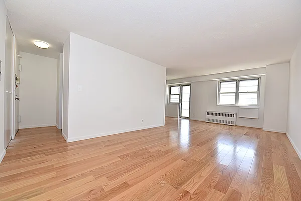 Rented by Keller Williams NYC | media 15
