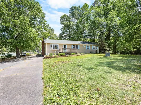 51 Floral Dr, Heathsville, VA 22473