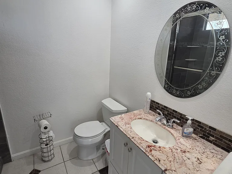 22852 Springdale Dr — Photo 7