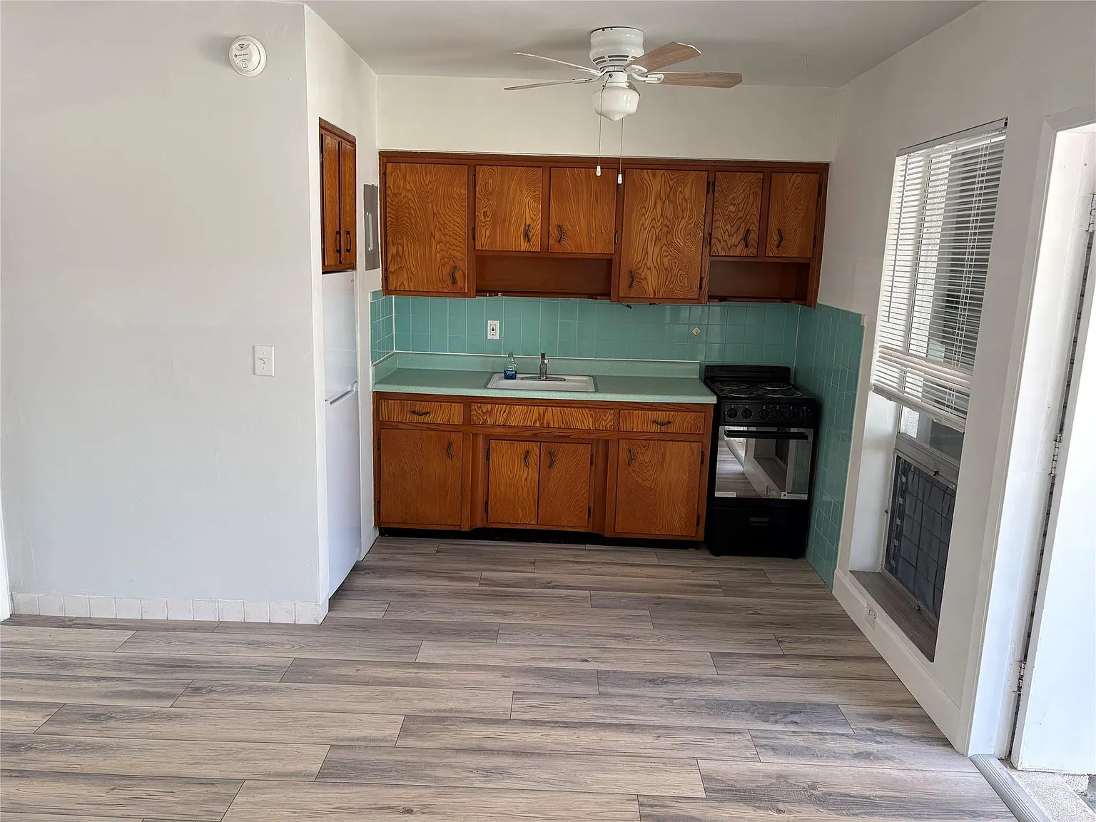 1 bed, 1.0 bath, 700 sqft, $1,475 — Photo 4
