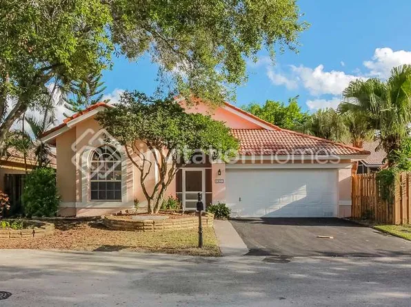 6821 NW 28th Pl, Pompano Beach, FL 33063